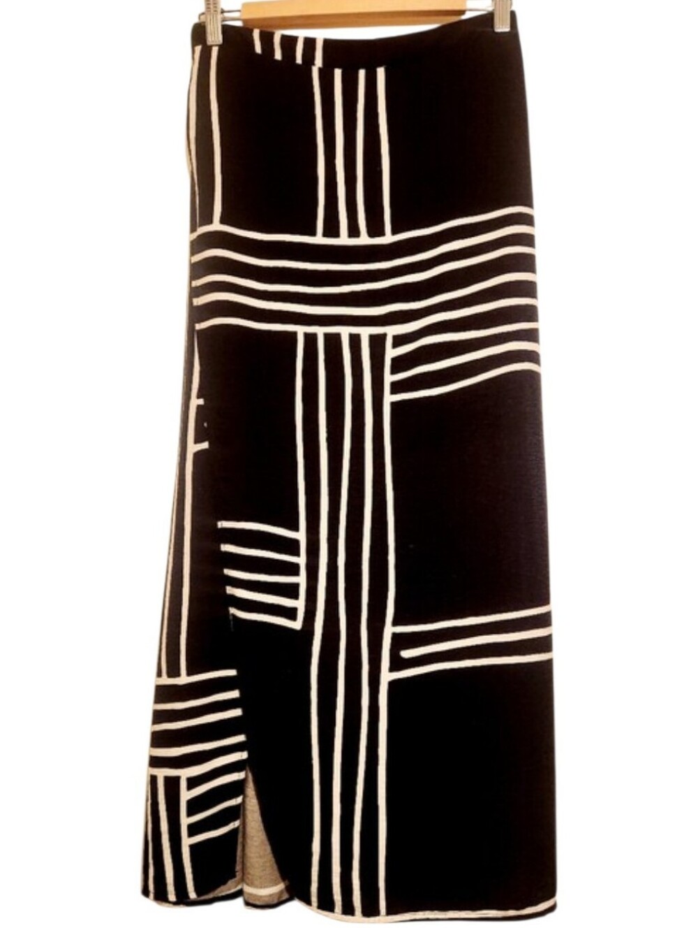 Eloquii | Black Midi Length Wrapover Skirt w/ Contrast Geometric Print (Size 16)